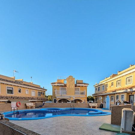 2 Bedroom Algorfa Townhouse With Pool Castillo de Montemar Luaran gambar